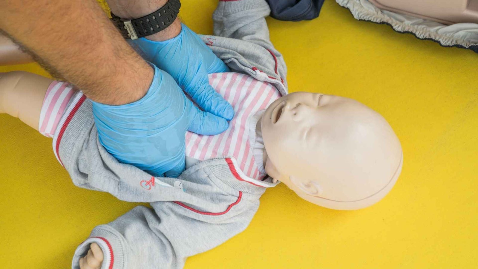 Infant cpr